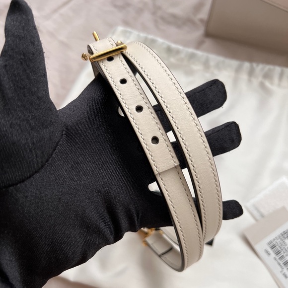 Auth Gucci White Sylvie Small Bag - Excellent condition - Picture 11 of 16